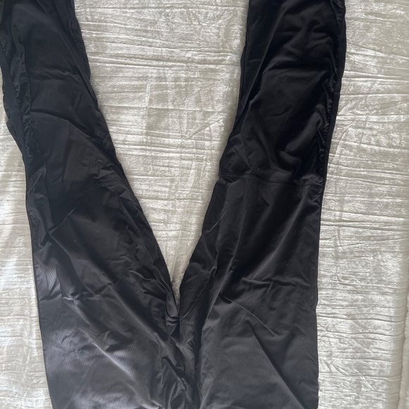Black Lululemon Joggers - Picture 5 of 6